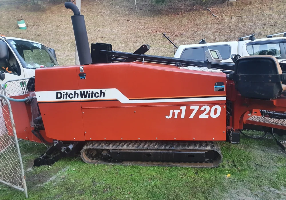 Ditch Witch JT1720 directional drill